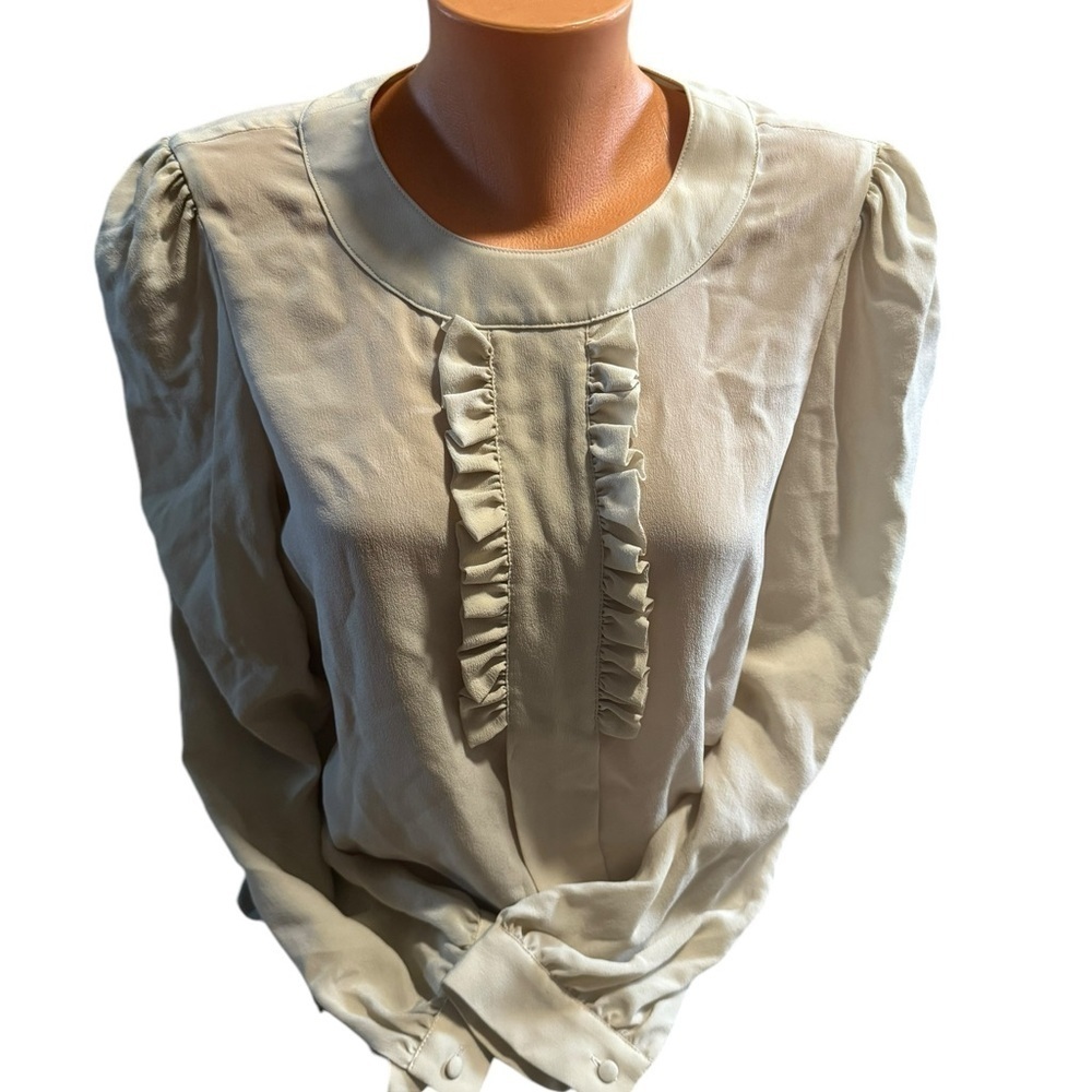 Tara Jarmon Women's 100% Silk Beige Long Sleeve Ruffle Blouse Size 42 Career